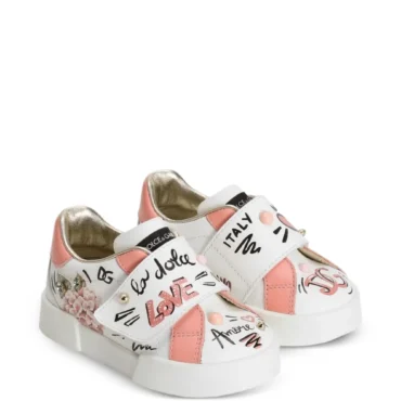 Sneakers low top